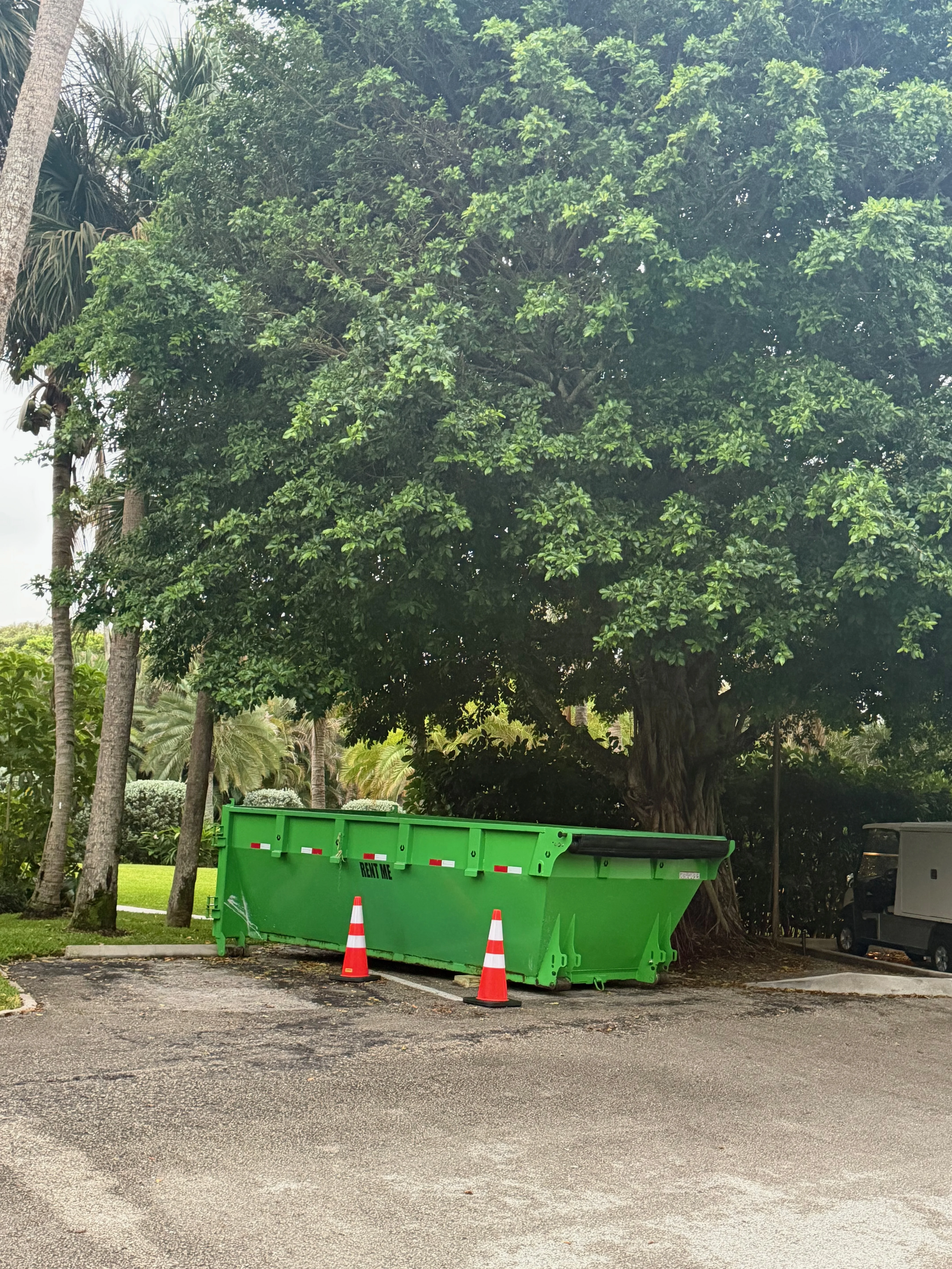 15 yard roll-off dumpster rental Stuart FL — Equiprent LLC